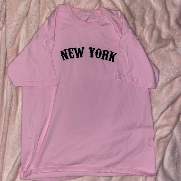 PrettyLittleThing Baby Pink Oversized New York Tee, Size Large - Picture 2 of 2